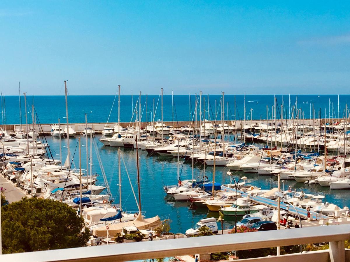 Superbe Appartement En Bord De Mer, Pres Du Centre Et Des Plages Menton Bagian luar foto